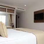 מלון Paris Prestige איזמיר