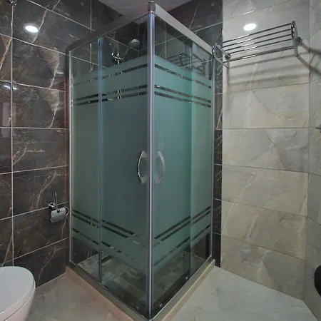 Paris Prestige Hotel Esmirna