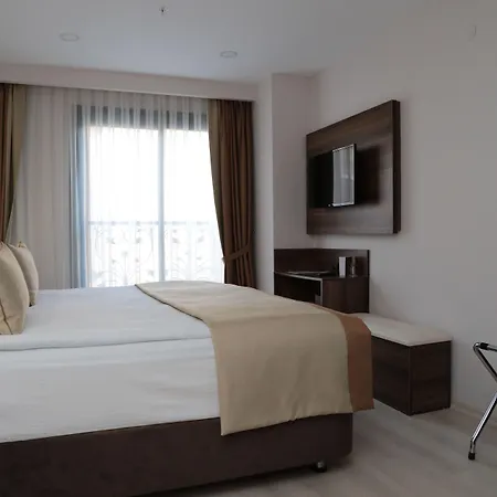 Paris Prestige Hotel 3*