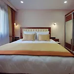 Paris Prestige 3*