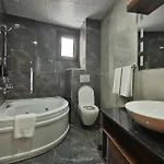 Paris Prestige 3*