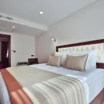 Paris Prestige فندق